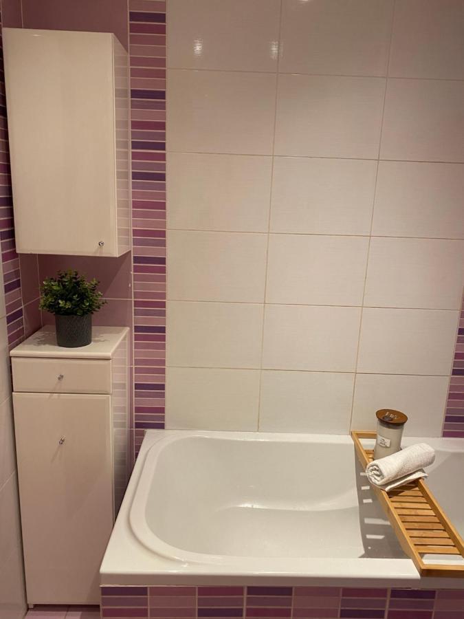 Satys Apartments Острава Экстерьер фото